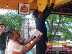 Pemkot Metro Pasang Stiker Pemberitahuan Status Bangunan sebagai Aset